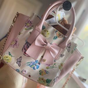 Betsey Johnson Flower crossbody